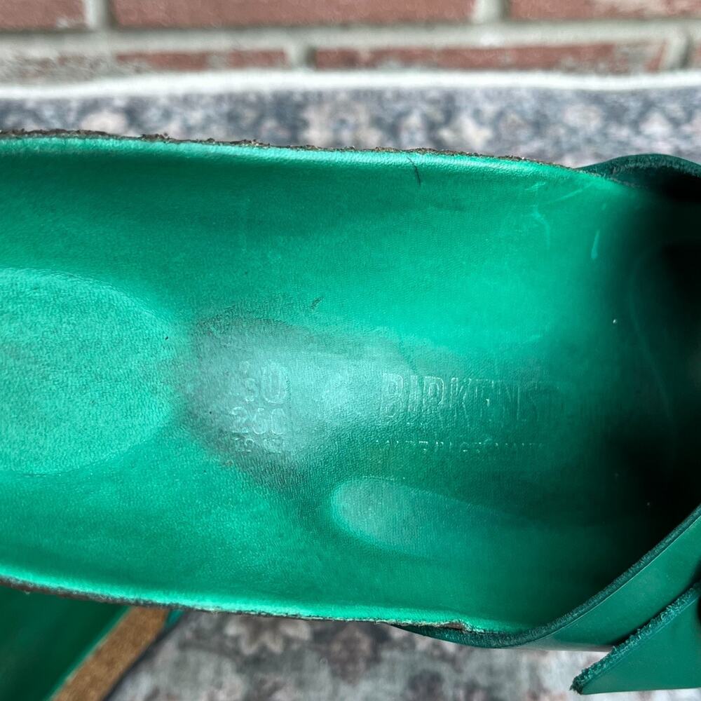 Birkenstock Madrid Green Leather Slide Sandals / Women's 40 / Big Buckle Gold - Picture 7 of 10